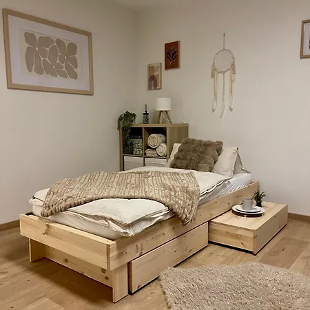 Zum Preussensteig Froehwaldstrasse 19 Max 5 Gaeste