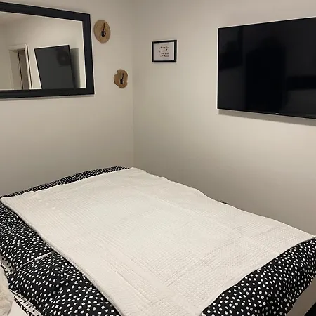 Apartamento Zum Preussensteig Froehwaldstrasse 19 Max 5 Gaeste *