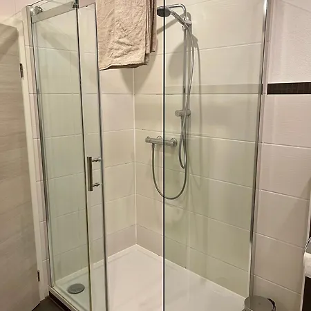 Zum Preussensteig Froehwaldstrasse 19 Max 5 Gaeste